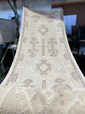 Alamere Rug (2.6’x16’)-Natural