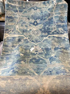 Amelia Hand-Knotted Rug (3.5’x9’)
